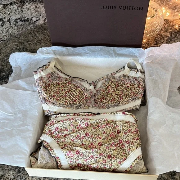 Louis Vuitton Cream and Pink Floral Lingerie - Picture 15 of 16